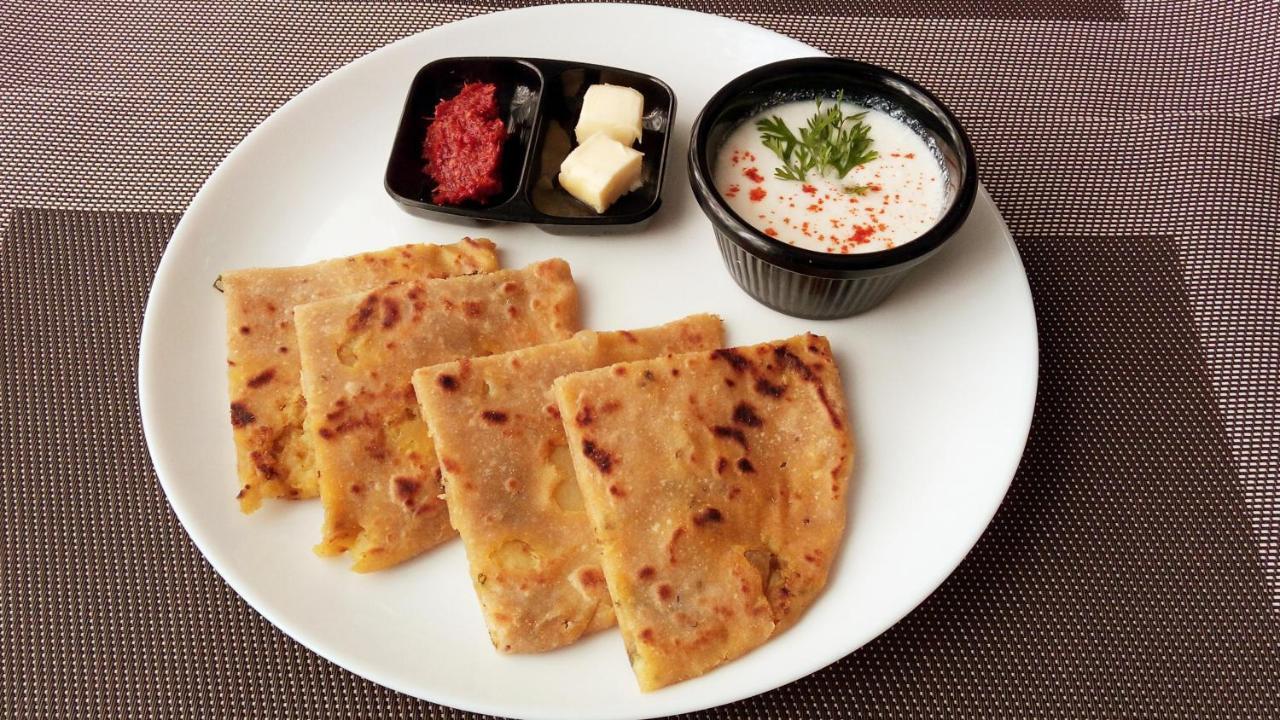Hotel Luxuria Ludhiana Luaran gambar