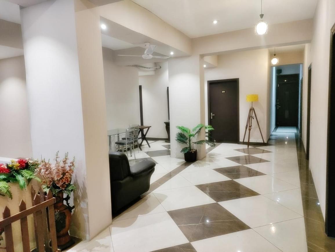 Hotel Luxuria Ludhiana Luaran gambar