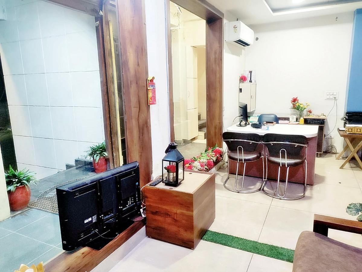 Hotel Luxuria Ludhiana Luaran gambar